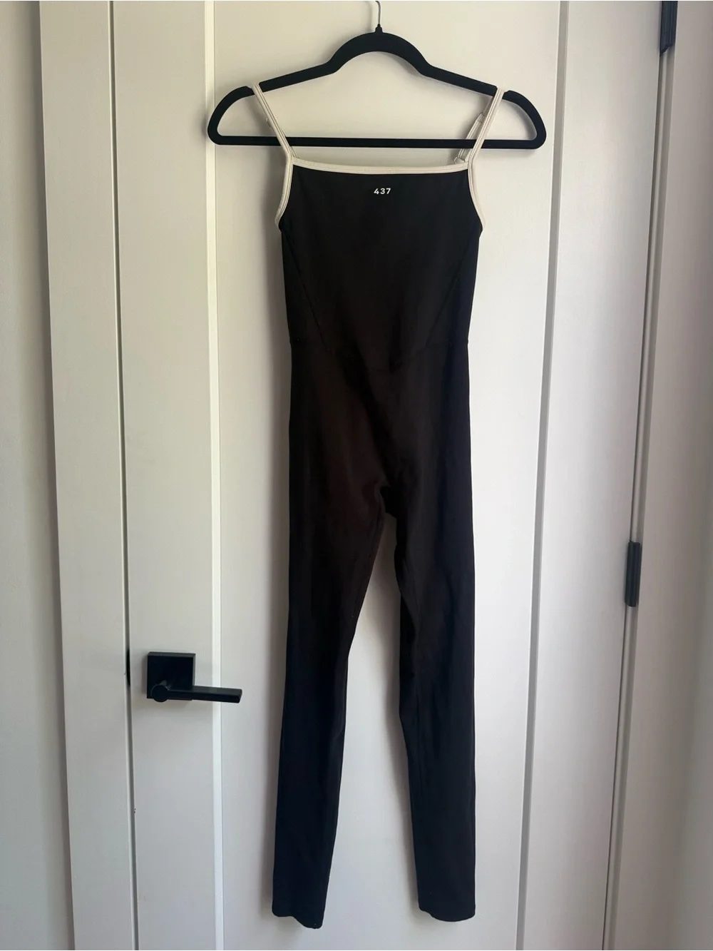 437 - The Onesie Black & Cream - Picture 3 of 5